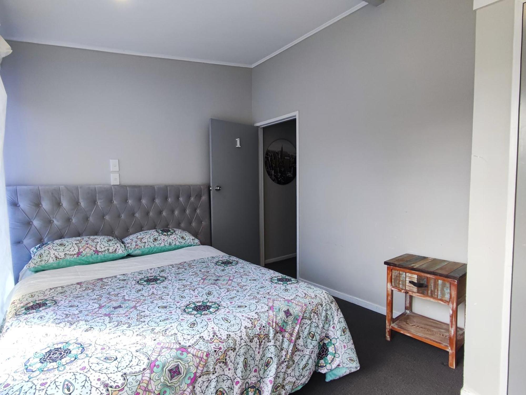 West Side Beautiful And Quiet Home Auckland Room photo